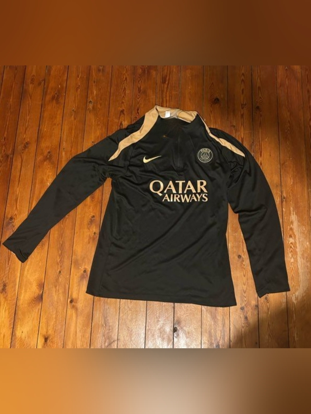 Nike Men's Black and Gold PSG Qatar Airways Long Sleeve Top